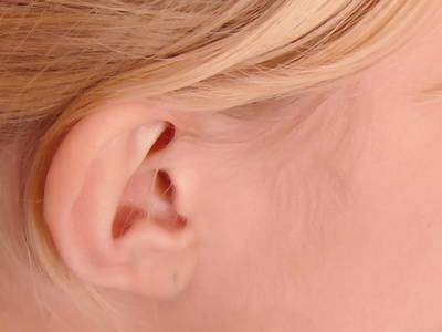 Eau dans les oreilles