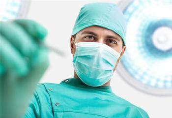 Le cancer du sein : Les cas particuliers ou le traitement ne commence par une chirurgie