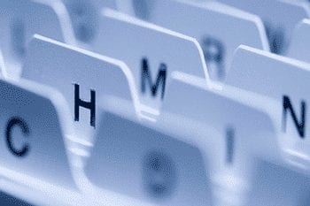 Un acte hors nomenclature serait un acte qui existe