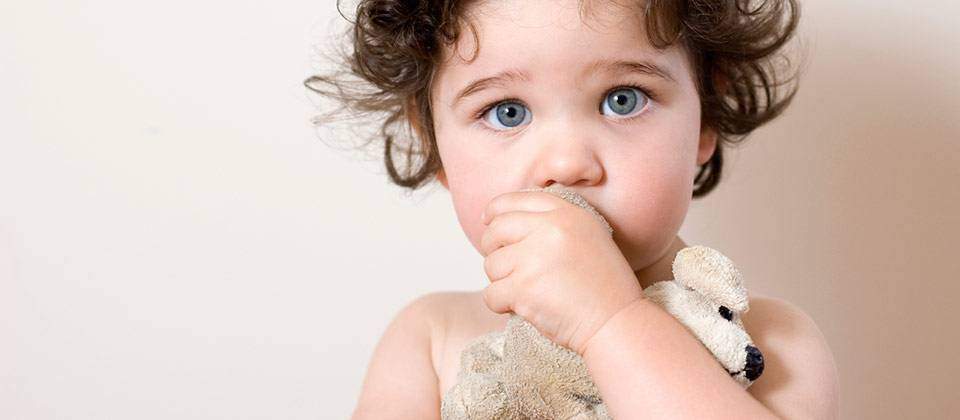 Apparition de tics chez les enfants