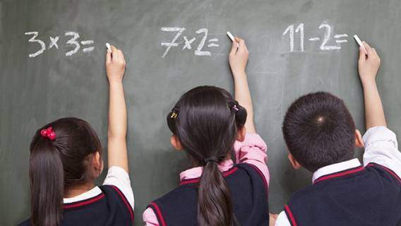 Dans le monde scolaire
