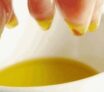 L'huile d'olive : beauté des ongles